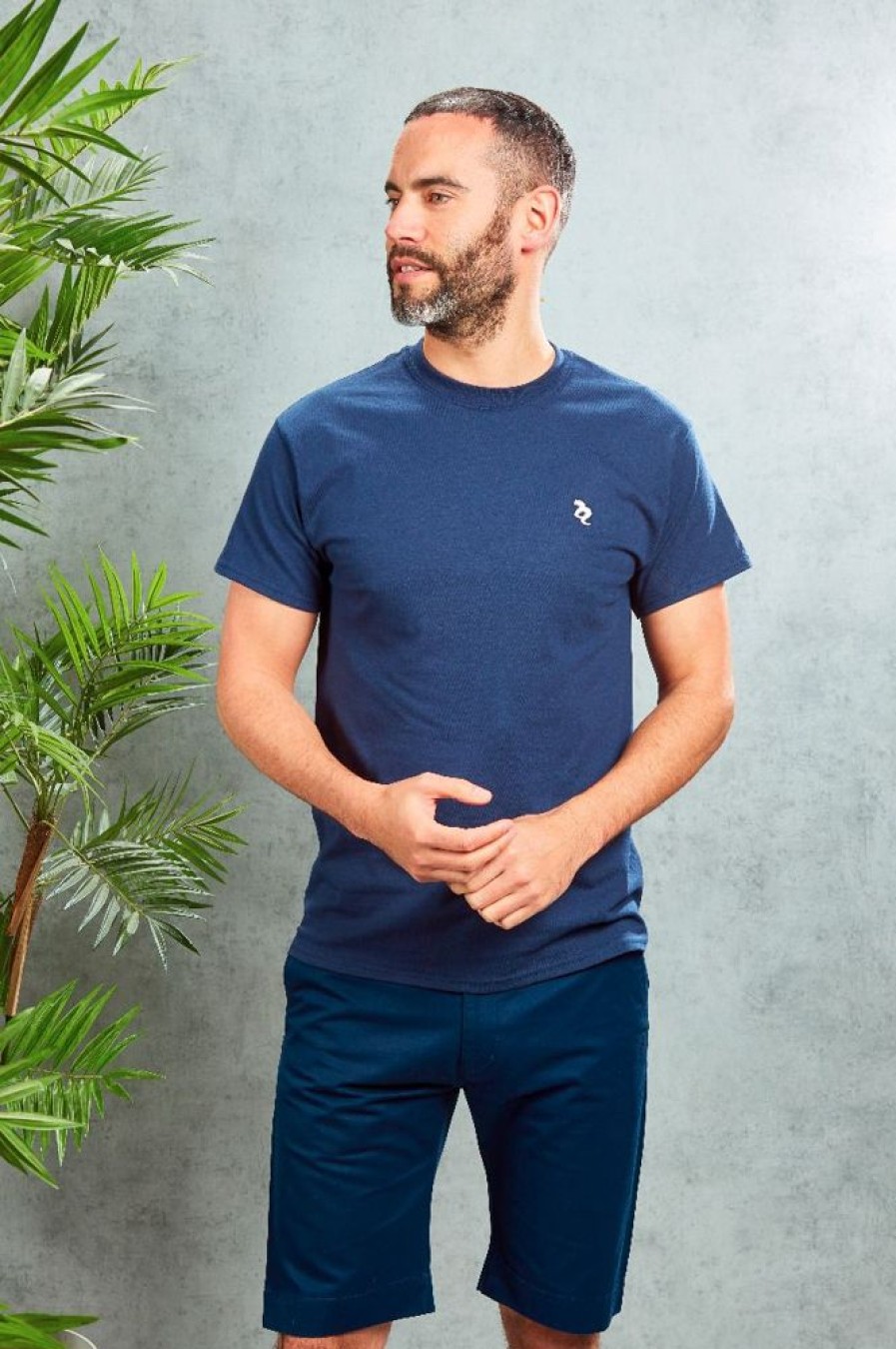 Casualwear Double Two | Plain Navy Logo T-Shirt Lifestyle